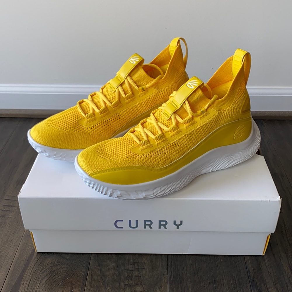 UA Curry Flow 8 Sneaker